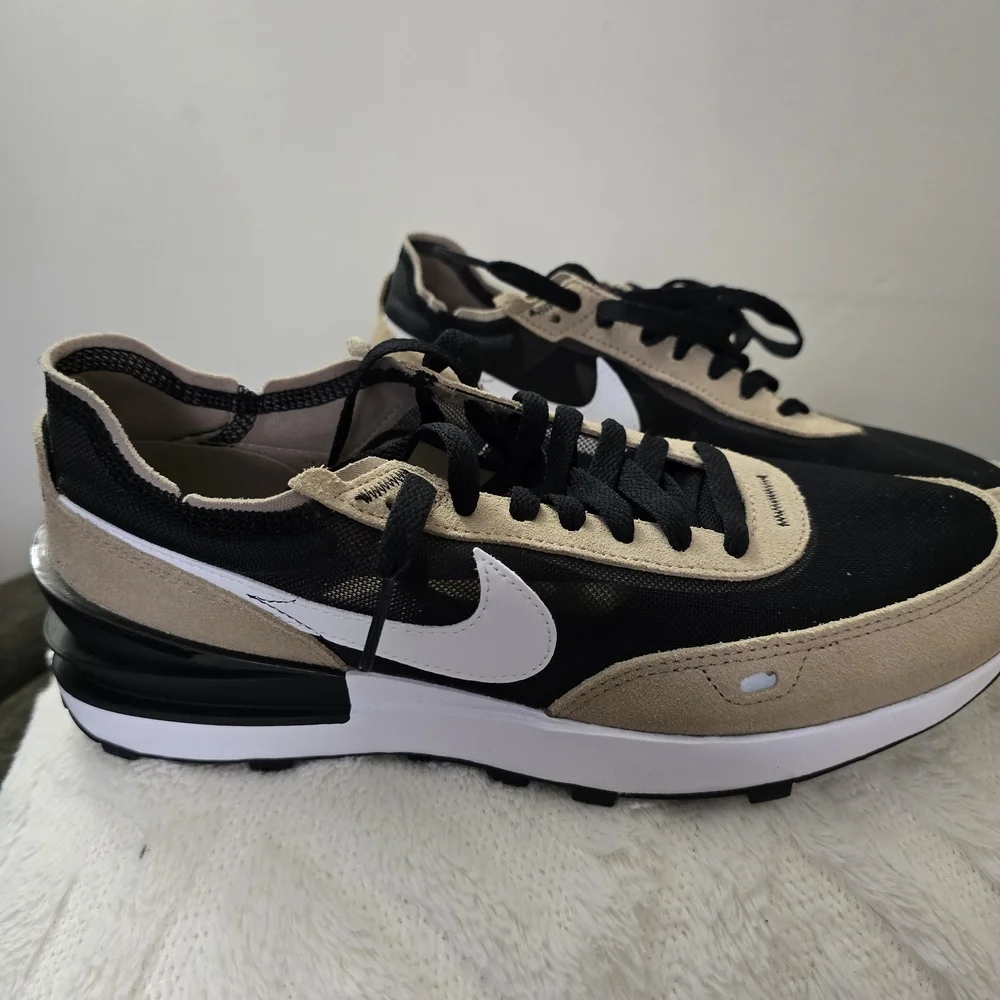 Nike Black and Tan Sneakers with Suede Upper